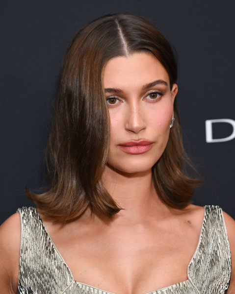 spring haircut trend 2026 shoulder length on hailey bieber